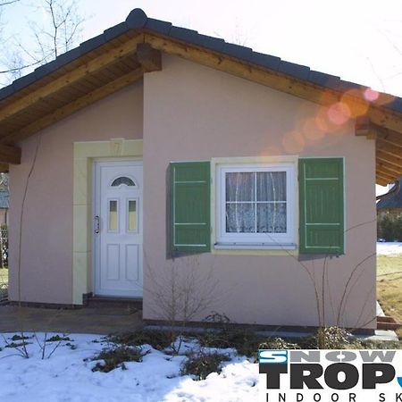 Villa Ferienhäuser an der Skihalle Snowtropolis Horlitz Exterior foto