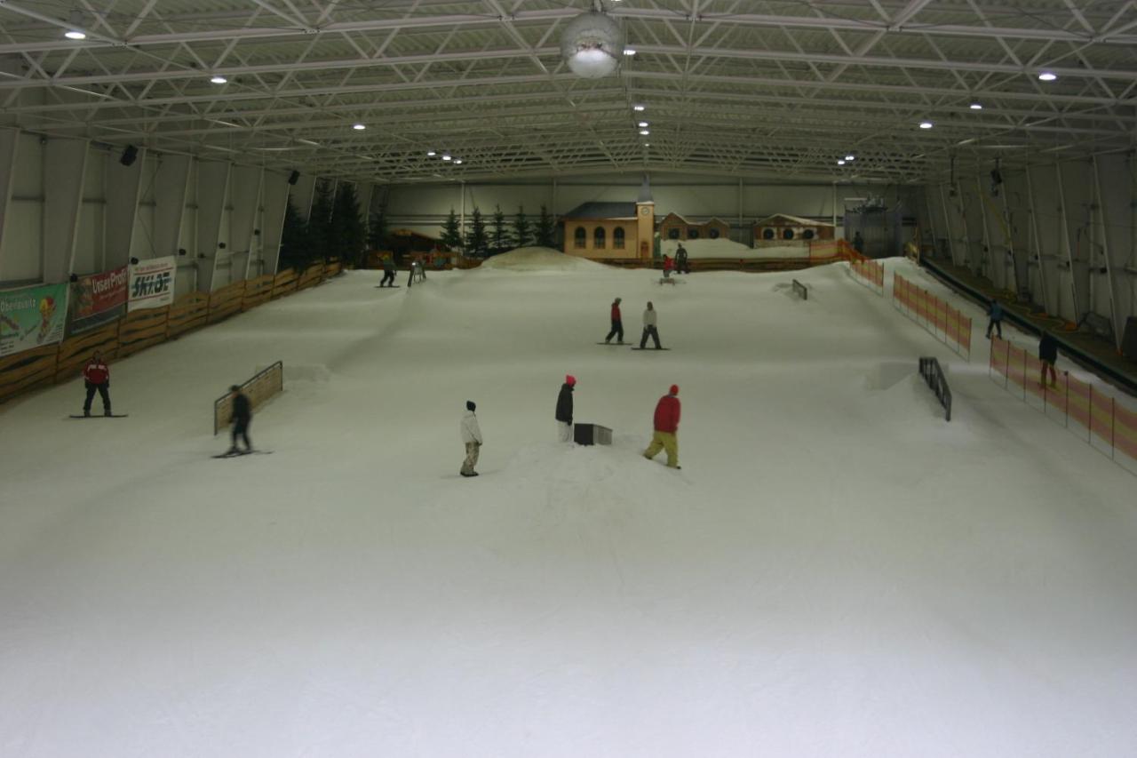 Villa Ferienhäuser an der Skihalle Snowtropolis Horlitz Exterior foto